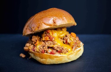 Slow cooker turkey sloppy joe