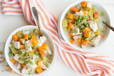 Slow Cooker Chicken Pot Pie