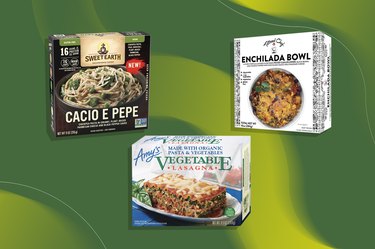 collage of the best vegetarian heat and eat meals including brands like Amy's, Sweet Earth and Tattooed Chef